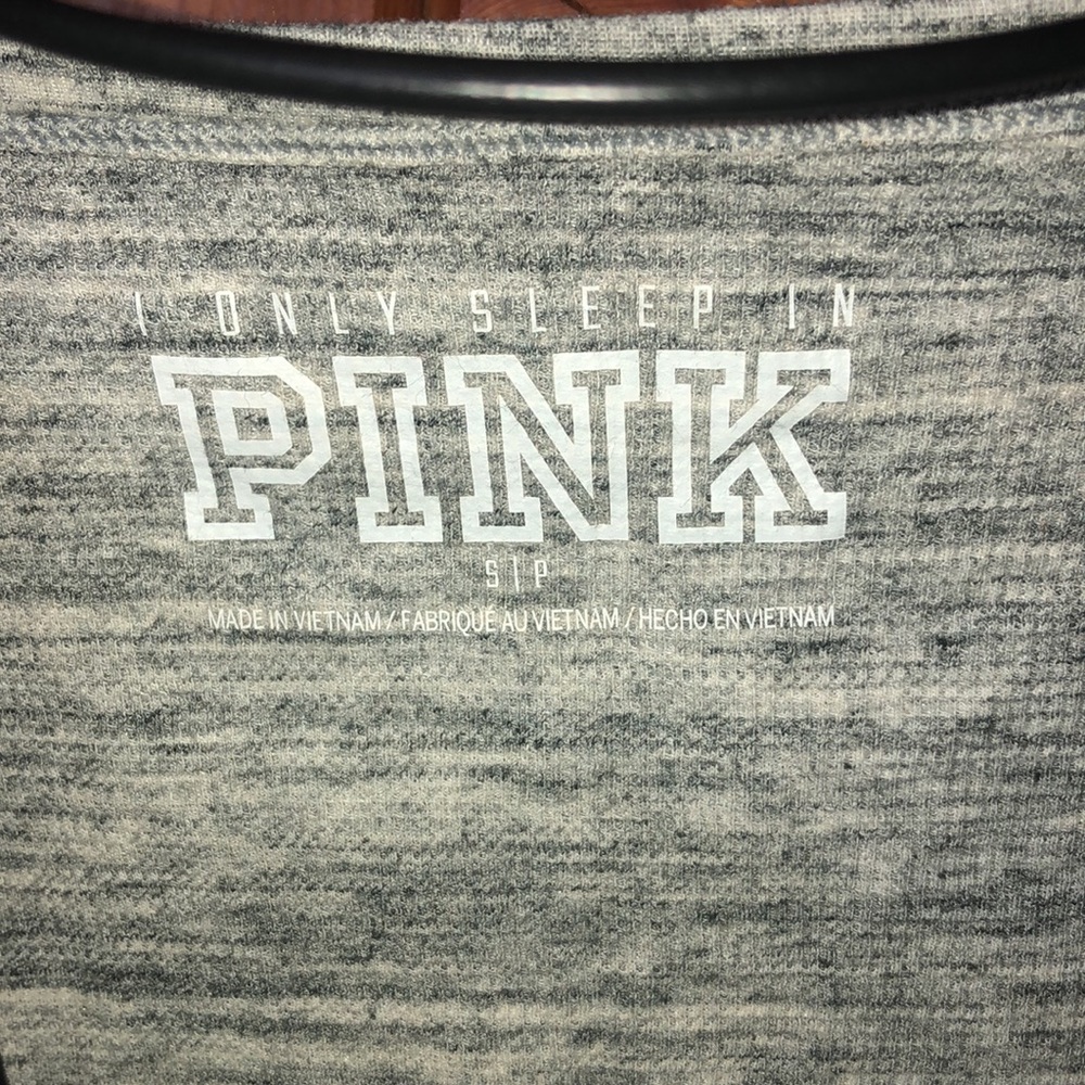 Victoria’s Secret PINK Thermal Sleep Henley Top I only sleep in pink size small - Picture 7 of 8